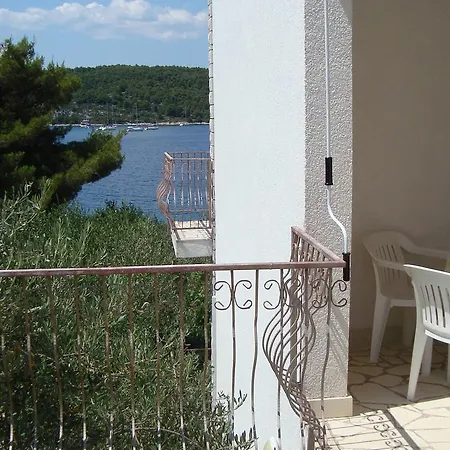 Mali Odmor * Nečujam