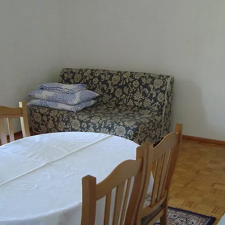 Mali Odmor Apartment *
