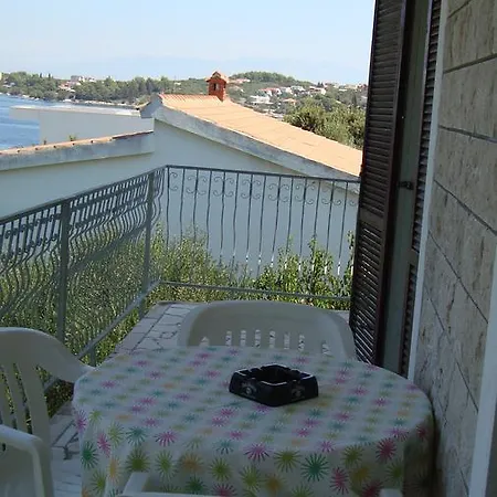 Mali Odmor Apartment
