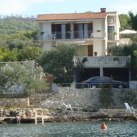 Apartment Mali Odmor *