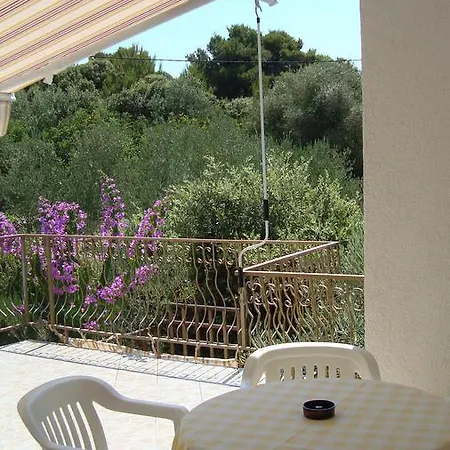 Apartment Mali Odmor *